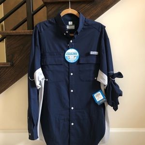 NWT - Gift Ready. High quality Colombia Men’s Performance Fishing Shirt - Medium